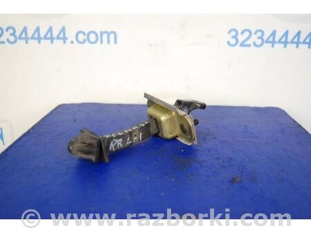 ФОТО Обмежувач дверей для Mazda Premacy Київ