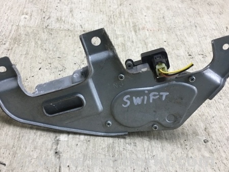 ФОТО Моторчик склоочисника для Suzuki Swift Київ