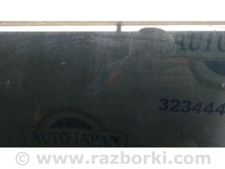 ФОТО Скло дверей для Toyota Sequoia (08-17) Київ