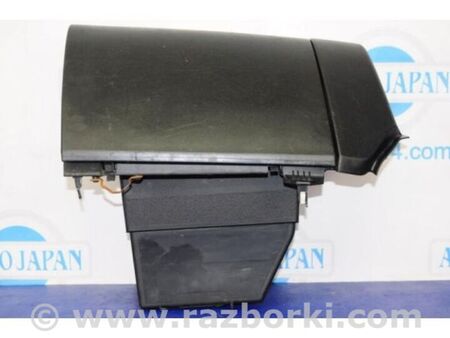 ФОТО Бардачок для Mazda 3 I BK (03-09) Київ