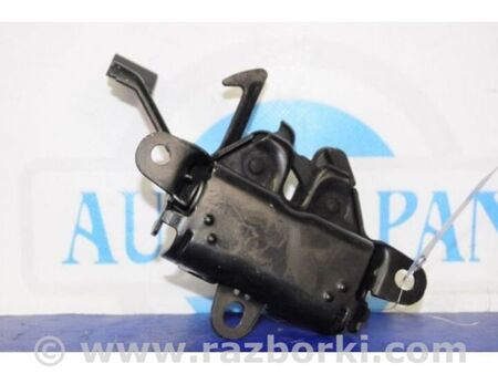 ФОТО Замок капоту для Toyota Matrix Київ