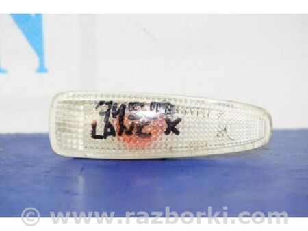 ФОТО Повторювач повороту у крило для Mitsubishi Lancer X 10 (08-17) Київ