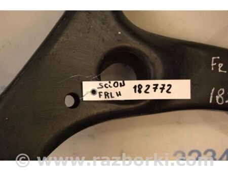 ФОТО Важіль передньої підвіски нижній для Scion tC (2005-2010) Київ