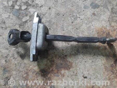 ФОТО Обмежувач дверей для Toyota Prius II XW20 (03-09) Київ