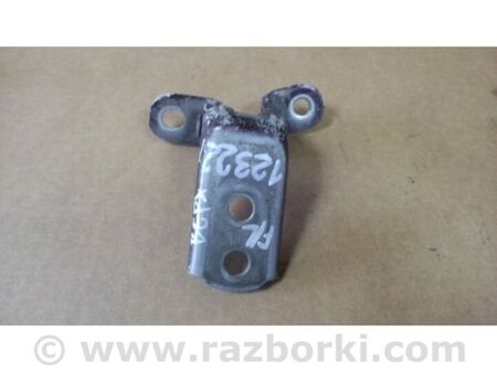 ФОТО Петля двері верхня для Scion tC (2005-2010) Київ