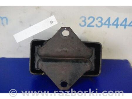 ФОТО Подушка двигуна для Mitsubishi L200 (06-14) Київ