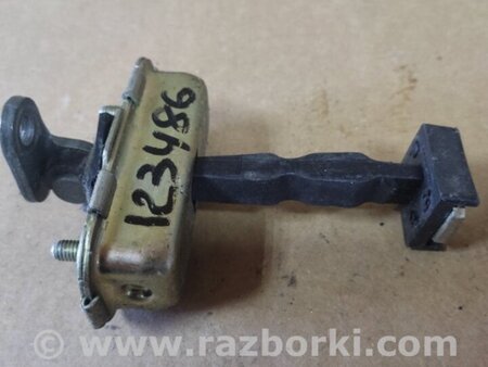 ФОТО Обмежувач дверей для SsangYong Rexton Київ