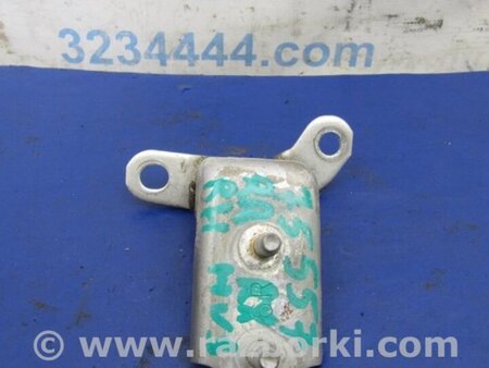 ФОТО Петля двері нижня для Lexus RX300 (98-03) Київ