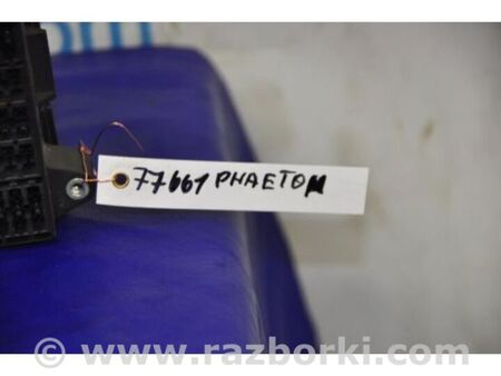 ФОТО Блок запобіжників моторний відсік для Volkswagen Phaeton 3D2 (03.2002-03.2016) Київ