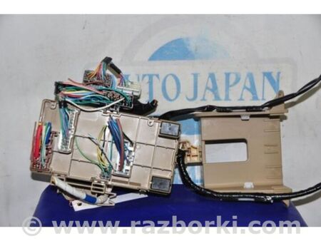 ФОТО Блок запобіжників салон для Subaru Impreza IV GP GJ (12-16) Київ