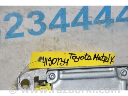 ФОТО Блок керування AIRBAG для Toyota Matrix Київ