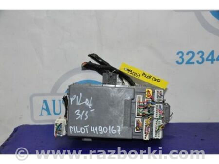 ФОТО Блок запобіжників салон для Honda Pilot 2 MR-V YF3/4 (08-15) Київ