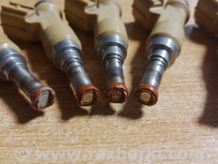 ФОТО Форсунка паливна для Toyota Tundra (2013-) Київ