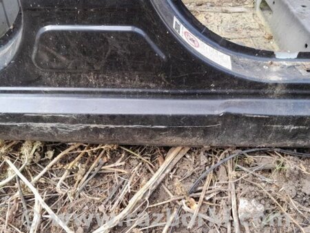 ФОТО Стійка кузова середня для Toyota Auris E150 (06-12) Київ