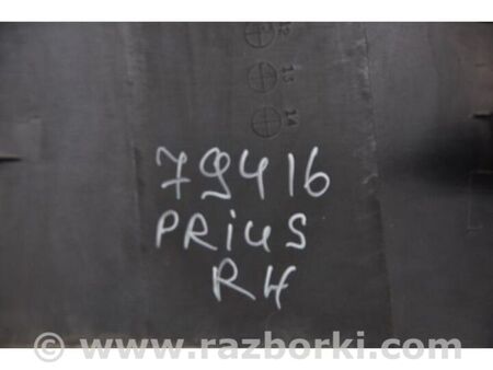 ФОТО Накладка на стійку кузова для Toyota Prius III XW30 (09-15) Київ