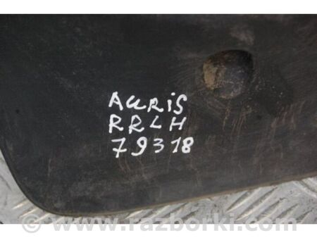 ФОТО Бризговик для Toyota Auris E150 (06-12) Київ