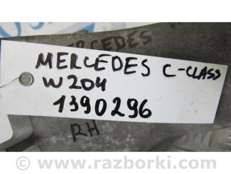 ФОТО Кронштейн двигуна для Mercedes-Benz C-CLASS W204 (07-14) Київ
