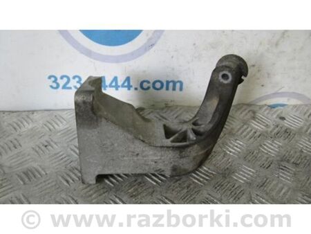 ФОТО Кронштейн двигуна для Mercedes-Benz C-CLASS W204 (07-14) Київ