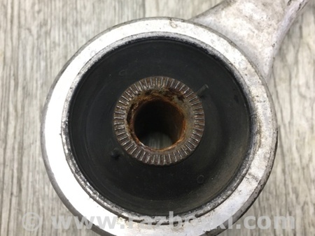 ФОТО Важіль задньої підвіски поперечний верхній для Lexus LS600 HL Київ