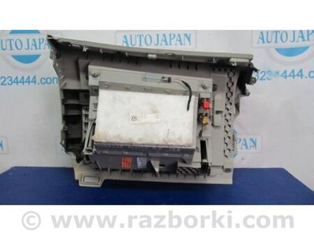 ФОТО Бардачок для Volkswagen Passat B7 (09.2010-06.2015) Київ
