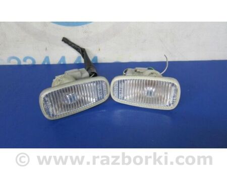 ФОТО Повторювач повороту у крило для Toyota Prius III XW30 (09-15) Київ