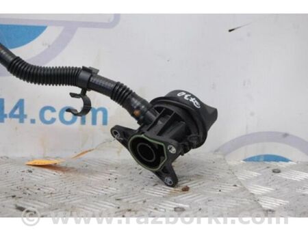 ФОТО Кришка олійно-заливної горловини для Infiniti QX30 (15-19) Київ