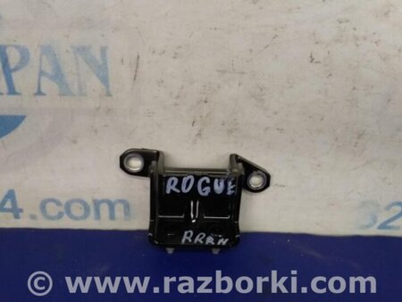 ФОТО Петля двері верхня для Nissan X-Trail T32 /Rogue (2013-) Київ