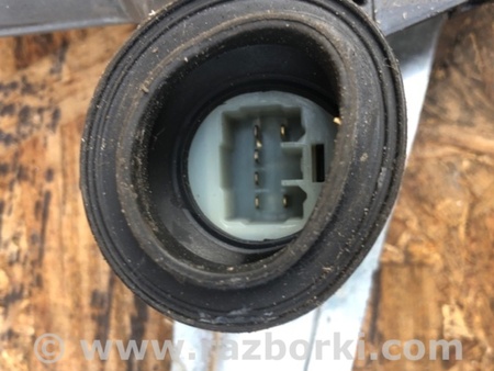 ФОТО Склопідйомник для Toyota Corolla E120 (08.2000-02.2007) Київ