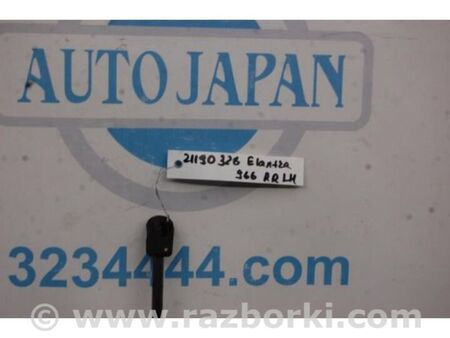 ФОТО Амортизатор кришки багажника для Hyundai Elantra IV HD (06-11) Київ