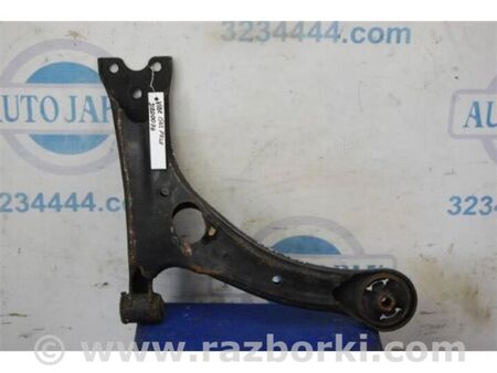 ФОТО Важіль передньої підвіски нижній для Toyota Matrix Київ