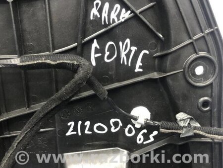 ФОТО Склопідйомник для KIA Forte YD (2012-) Київ