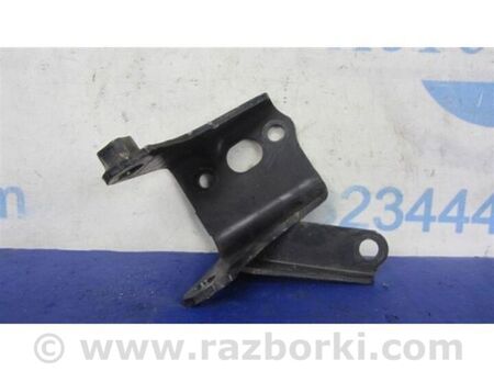 ФОТО Кронштейн крепления КПП для Toyota Matrix Київ