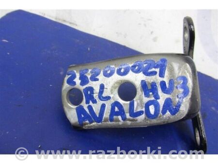 ФОТО Петля двері нижня для Toyota Avalon XX30 (12.2004-10.2012) Київ