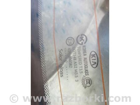 ФОТО Скло заднє для KIA Sorento 2 XM (09-14) Київ