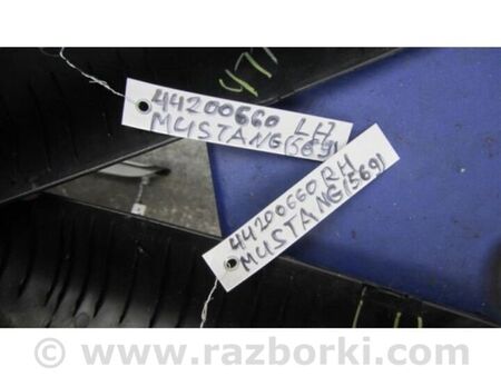 ФОТО Накладка на стійку кузова для Ford Mustang Mk6 (15-23) Київ