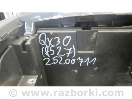 ФОТО Торпеда для Infiniti QX30 (15-19) Київ