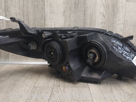 ФОТО Фара для Toyota Sienna (11-16) Київ