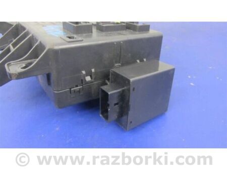 ФОТО Блок запобіжників салон для Toyota Tacoma 2 (2005-2015) Київ