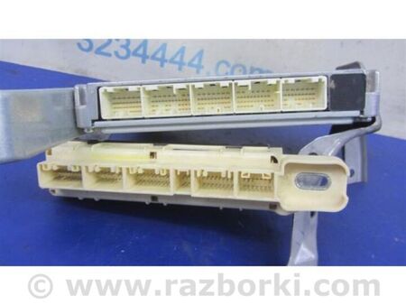 ФОТО Блок керування двигуном для Toyota Tacoma 2 (2005-2015) Київ