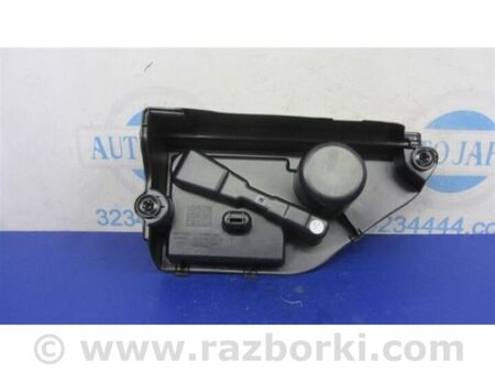 ФОТО Скринька інструментальна для Infiniti QX30 (15-19) Київ