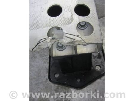 ФОТО Підсилювач заднього бампера для Infiniti Q60 Київ