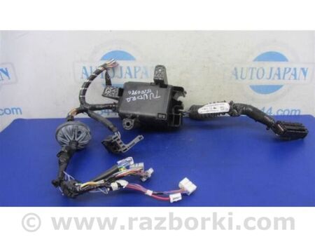 ФОТО Блок запобіжників моторний відсік для Toyota Tundra (2013-) Київ