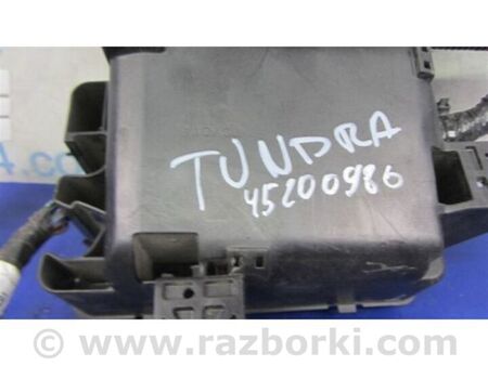 ФОТО Блок запобіжників моторний відсік для Toyota Tundra (2013-) Київ