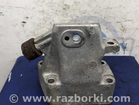 ФОТО Кронштейн двигуна для Lexus LS600 HL Київ