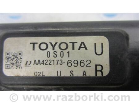 ФОТО Радіатор основний для Toyota Tundra Київ