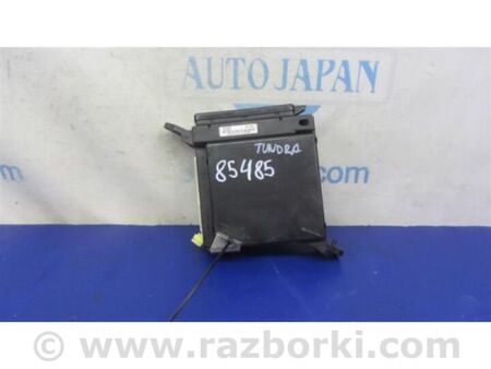 ФОТО Блок запобіжників салон для Toyota Tundra (2013-) Київ