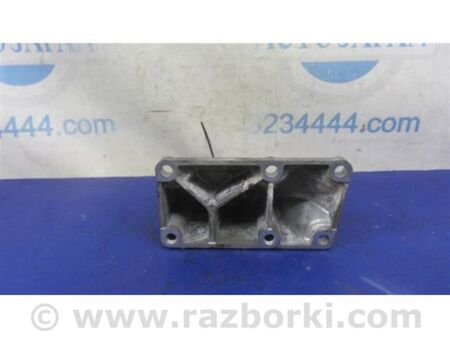 ФОТО Кронштейн двигуна для Lexus LS460 USF41/UVF45 (07-12) Київ