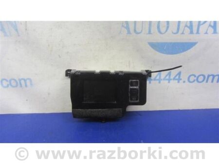 ФОТО Монітор для Toyota Sienna (11-16) Київ