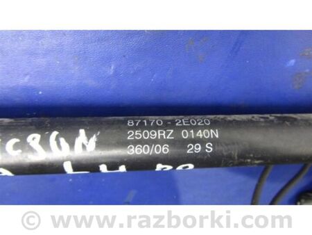 ФОТО Амортизатор скла кришки багажника для Hyundai Tucson I JM (04-10) Київ