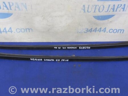 ФОТО Молдинг стекла для KIA Sorento 3 UM (14-20) Київ